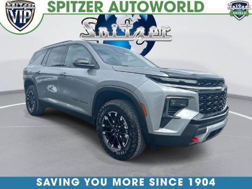 Sterling Gray Metallic 2025 Chevrolet Traverse AWD Z71