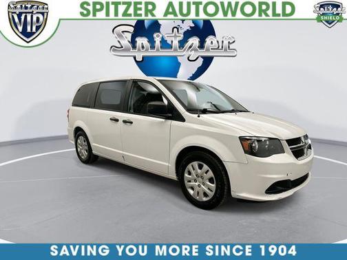 White Knuckle Clearcoat 2019 Dodge Grand Caravan SE