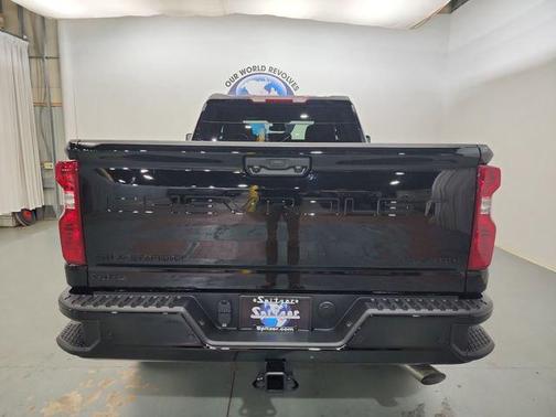 2026 Chevrolet Silverado 2500 Custom