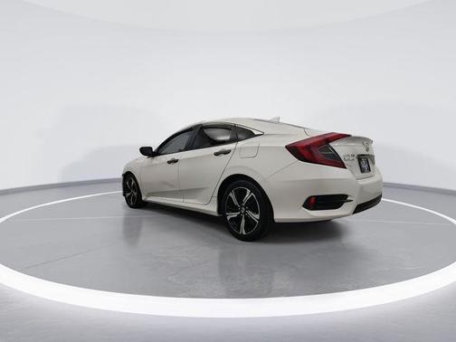 2017 Honda Civic Touring