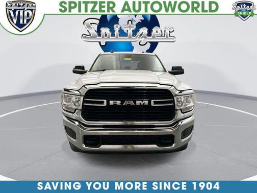 Bright White Clearcoat 2019 RAM 2500 Big Horn Crew Cab 4x4 6'4' Box