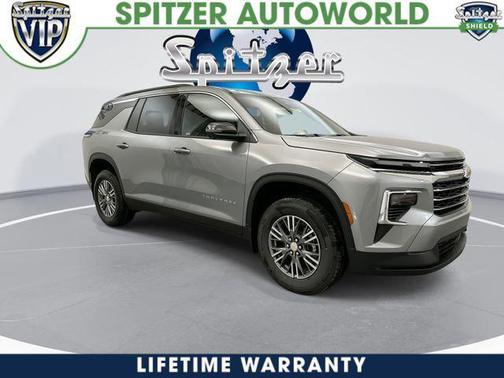 Sterling Gray Metallic 2026 Chevrolet Traverse LT