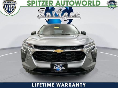 Sterling Gray Metallic 2026 Chevrolet Trax LS