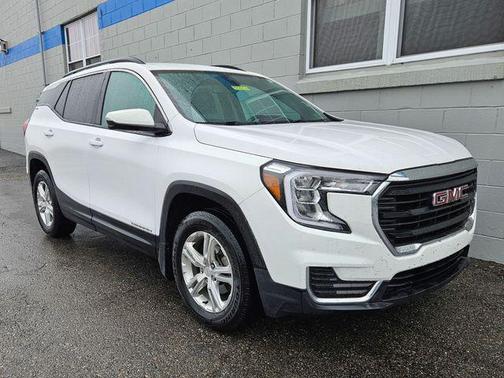 Summit White 2022 GMC Terrain SLE