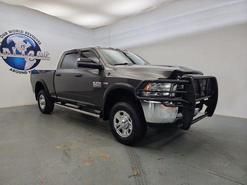 2018 RAM 2500 Tradesman Crew Cab 4x4 6'4' Box