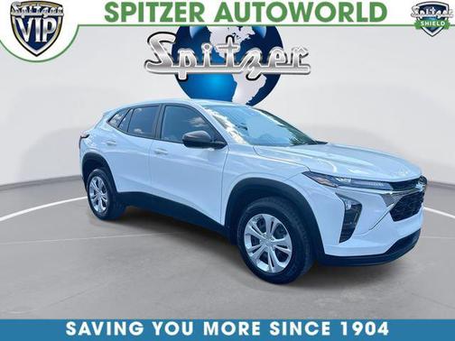 Summit White 2024 Chevrolet Trax LS