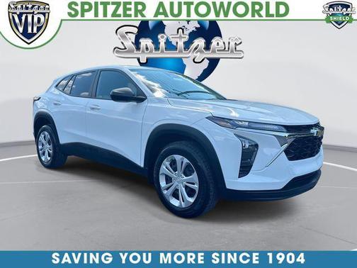 Summit White 2024 Chevrolet Trax LS