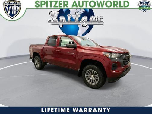 Radiant Red Tintcoat 2026 Chevrolet Colorado LT