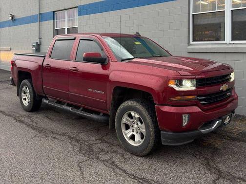 Cajun Red Tintcoat 2018 Chevrolet Silverado 1500 2LT