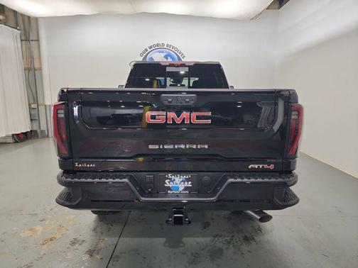 2026 GMC Sierra 2500 AT4