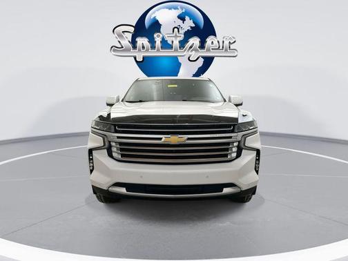 2022 Chevrolet Suburban 4WD High Country