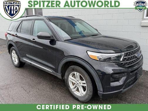 AGATE BLACK METALLIC 2022 Ford Explorer XLT