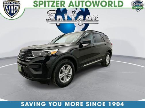 AGATE BLACK METALLIC 2022 Ford Explorer XLT
