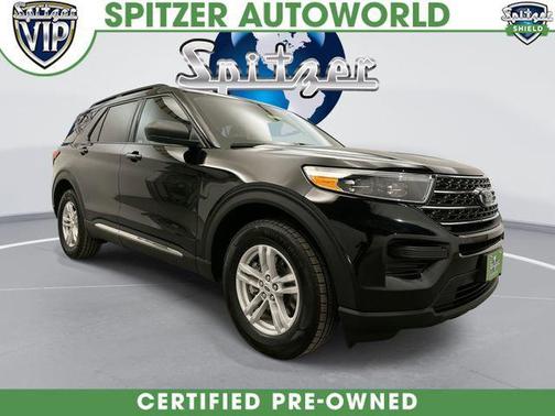 AGATE BLACK METALLIC 2022 Ford Explorer XLT