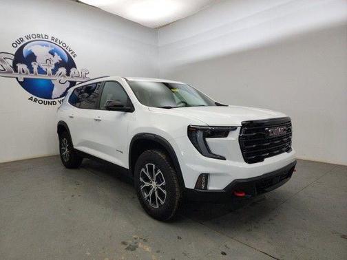 2025 GMC Acadia AWD AT4
