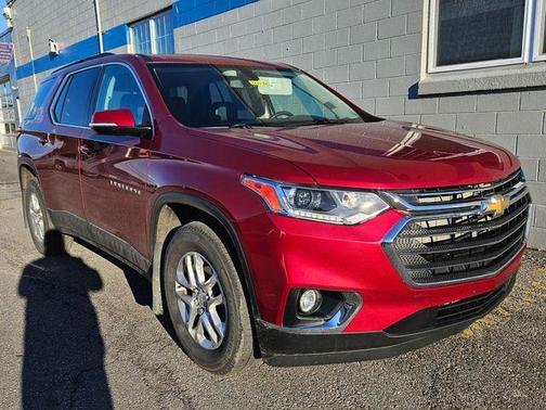 Cajun Red Tintcoat 2020 Chevrolet Traverse LT Leather
