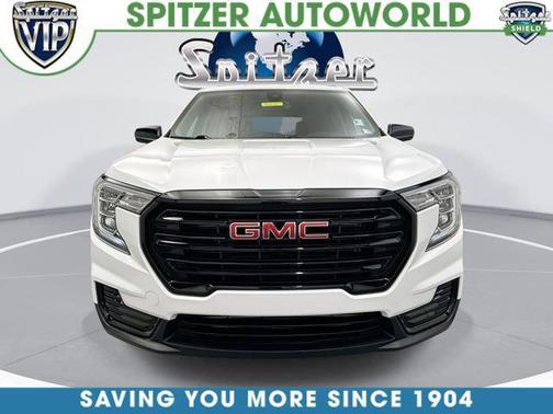 Summit White 2023 GMC Terrain SLE