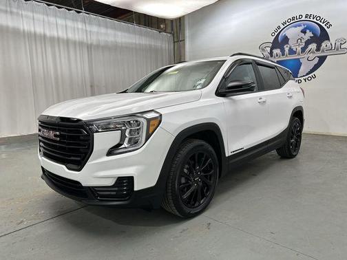 Summit White 2023 GMC Terrain SLE