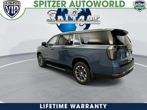 Lakeshore Blue Metallic 2026 Chevrolet Suburban LT