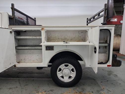 2021 RAM 2500 Tradesman Crew Cab 4x4 8' Box