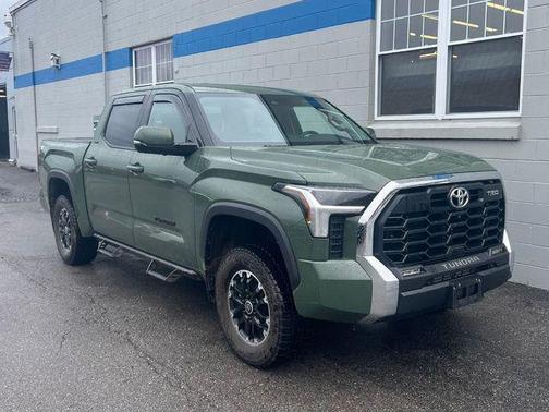 2022 Toyota Tundra SR5