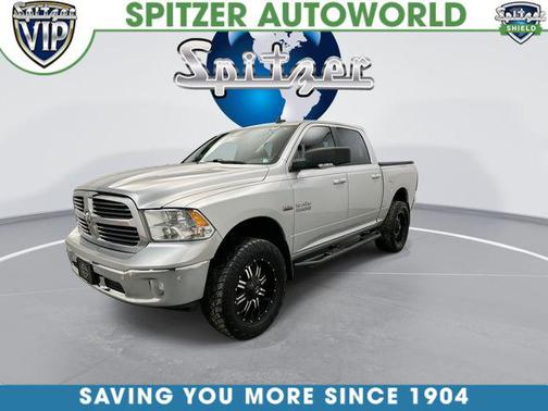 Bright Silver Metallic Clearcoat 2017 RAM 1500 Big Horn