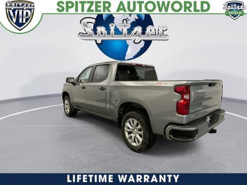 Sterling Gray Metallic 2026 Chevrolet Silverado 1500 Custom