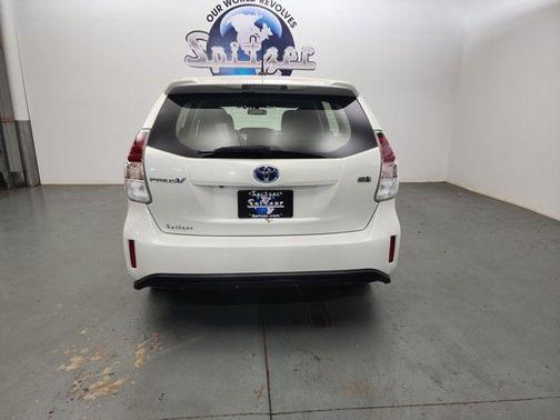 2017 Toyota Prius v Three