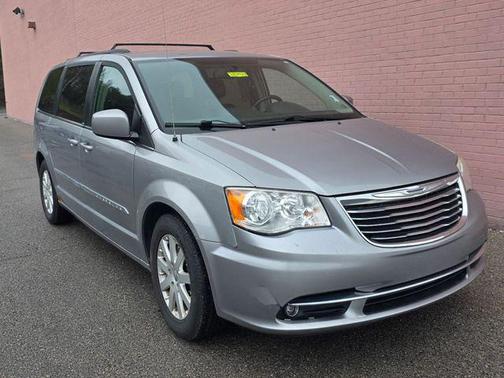 Billet Silver Metallic Clearcoat 2014 Chrysler Town & Country Touring