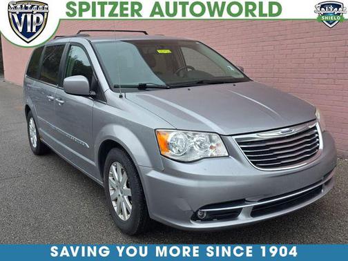 Billet Silver Metallic Clearcoat 2014 Chrysler Town & Country Touring