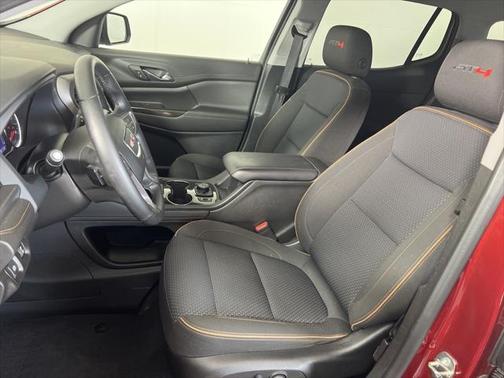 2023 GMC Acadia AWD AT4