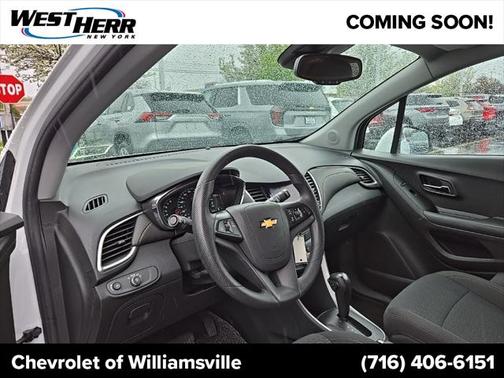 2022 Chevrolet Trax LS
