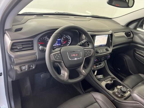 2023 GMC Acadia AWD AT4