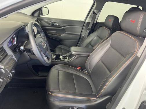 2023 GMC Acadia AWD AT4