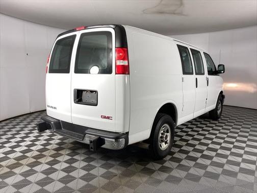 2021 GMC Savana 2500 Work Van