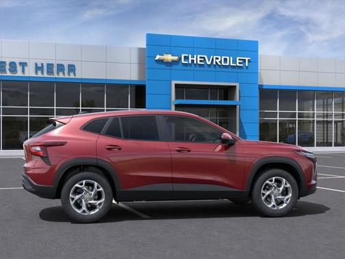 2025 Chevrolet Trax LS