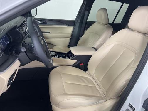 2023 Jeep Grand Cherokee Limited X