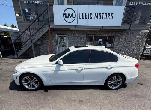 2017 BMW 330 330i Sedan 4D