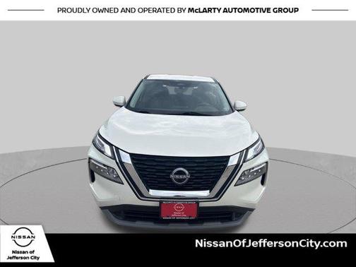Pearl White Tricoat 2023 Nissan Rogue SV