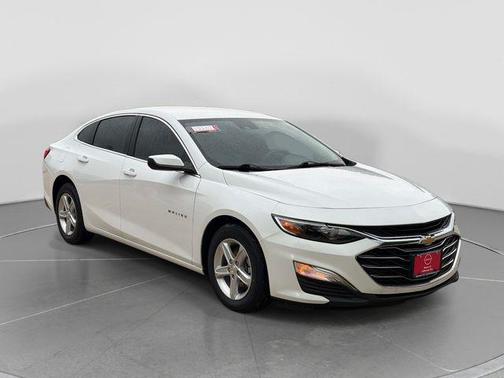 Summit White 2020 Chevrolet Malibu 1LS