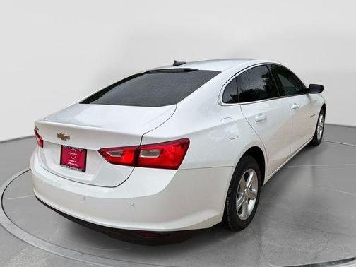 Summit White 2020 Chevrolet Malibu 1LS