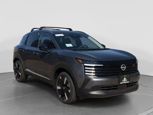 Gun Metallic 2026 Nissan Kicks SR