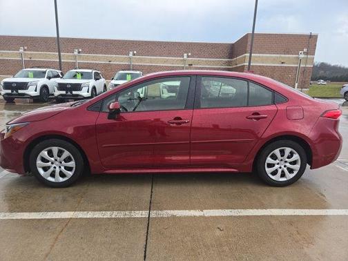 Ruby Flare Pearl 2022 Toyota Corolla LE