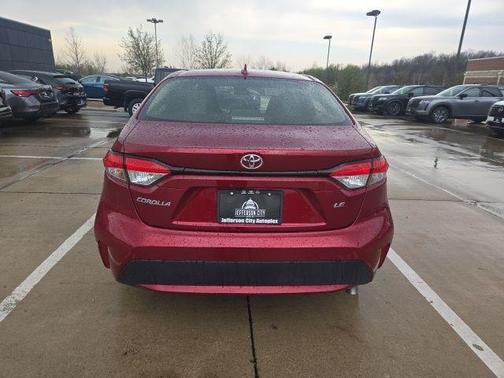 Ruby Flare Pearl 2022 Toyota Corolla LE