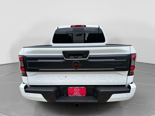 Glacier White 2026 Nissan Frontier PRO-4X
