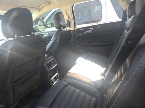 Stone Gray Metallic 2019 Ford Edge SEL