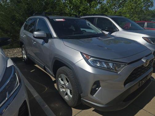 Silver Sky Metallic 2020 Toyota RAV4 XLE