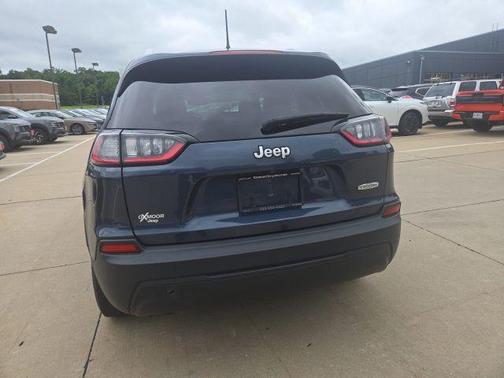 Slate Blue Pearlcoat 2021 Jeep Cherokee Latitude