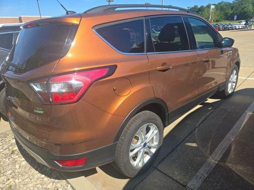 Canyon Ridge Metallic 2017 Ford Escape SE