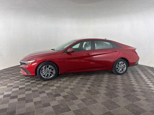 Ultimate Red 2024 Hyundai ELANTRA SEL